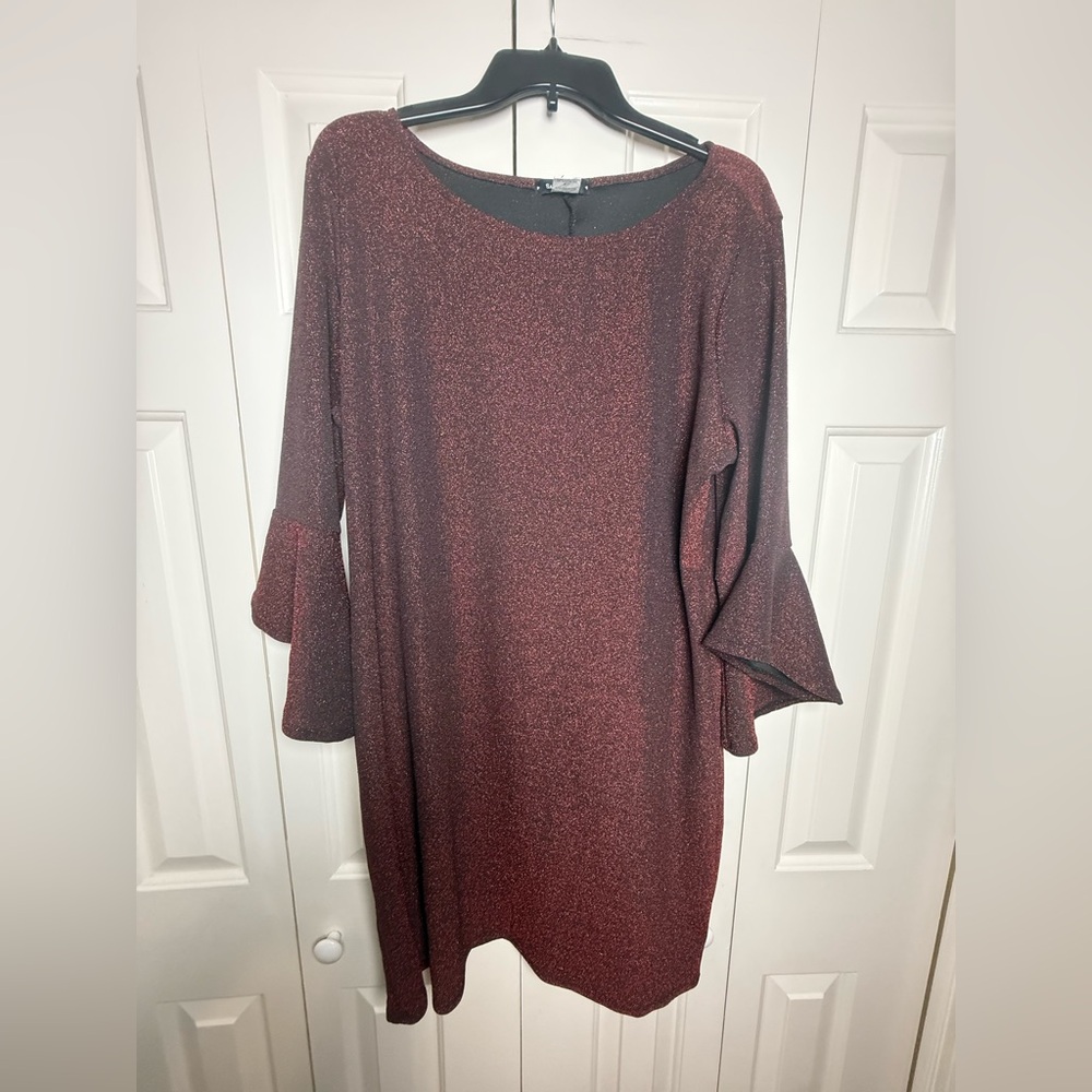 Sage‎ & Vicky glitter bell-sleeve shift dress